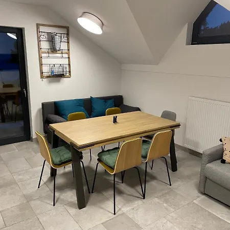 Apartma Lilija Golte Apartamento *